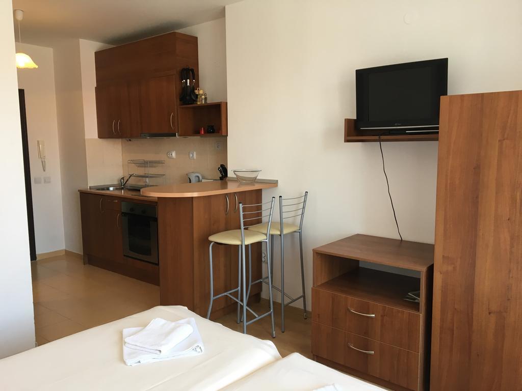 Semiramida Gardens Apartman Szamokov Kültér fotó